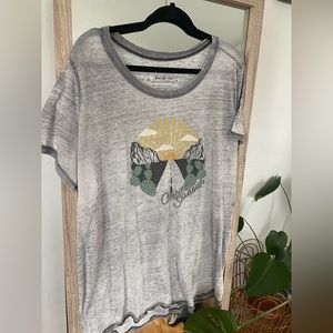 Torrid Size 2 Distressed T